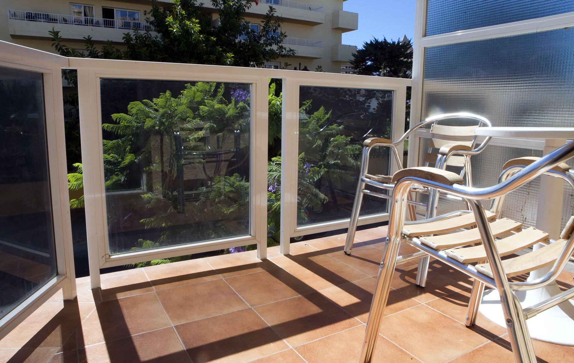 Moon Dreams Fuengirola Hotel Exterior foto