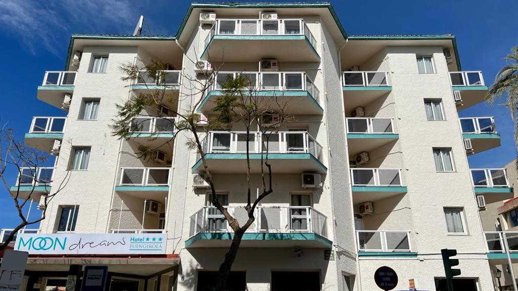 Moon Dreams Fuengirola Hotel Exterior foto