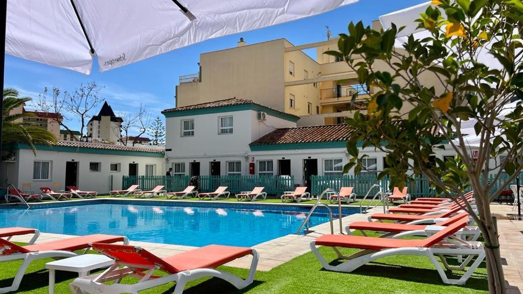 Moon Dreams Fuengirola Hotel Exterior foto
