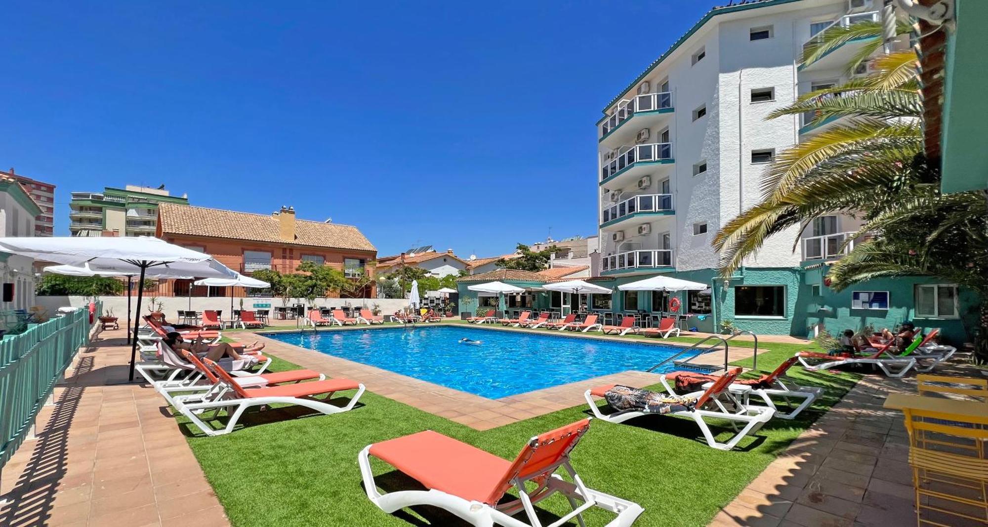 Moon Dreams Fuengirola Hotel Exterior foto
